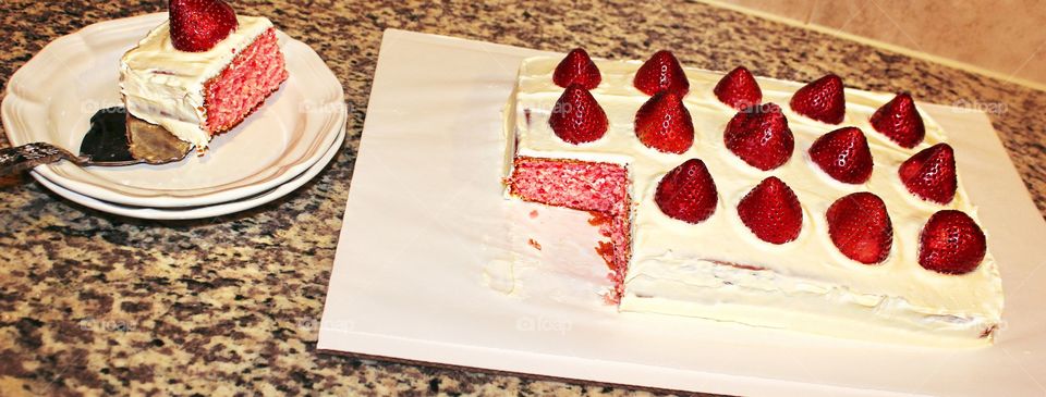 Strawberry cake.