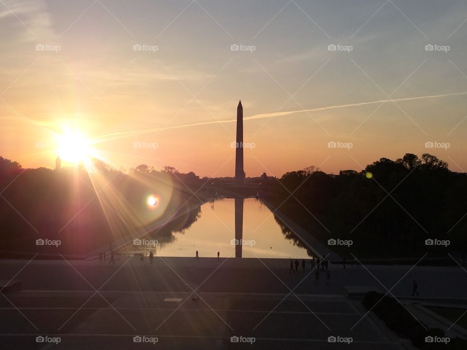 Washington monument during sunset