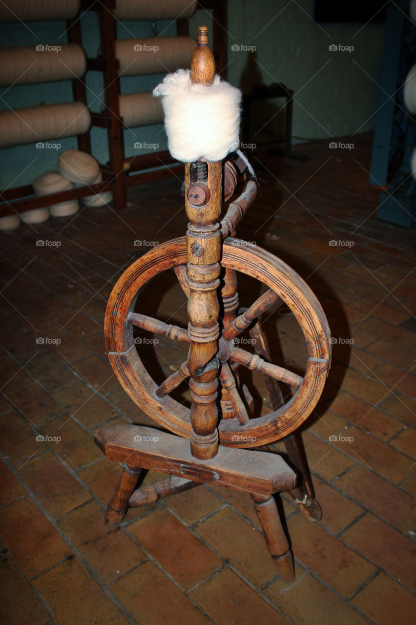 wheel wood fabric spinning by twilite