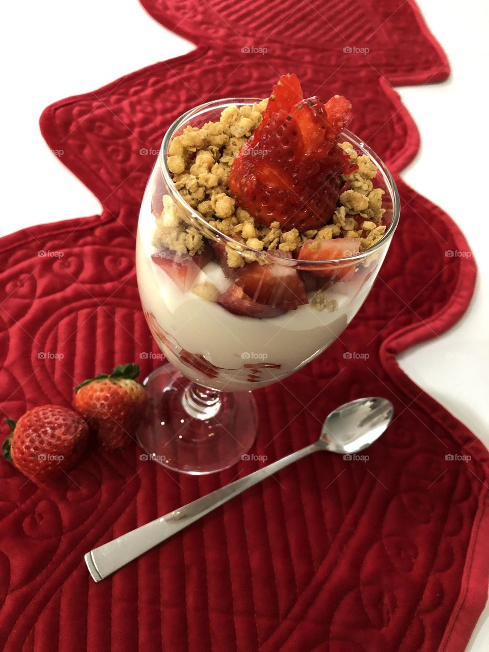 Strawberry Yogurt Parfait 