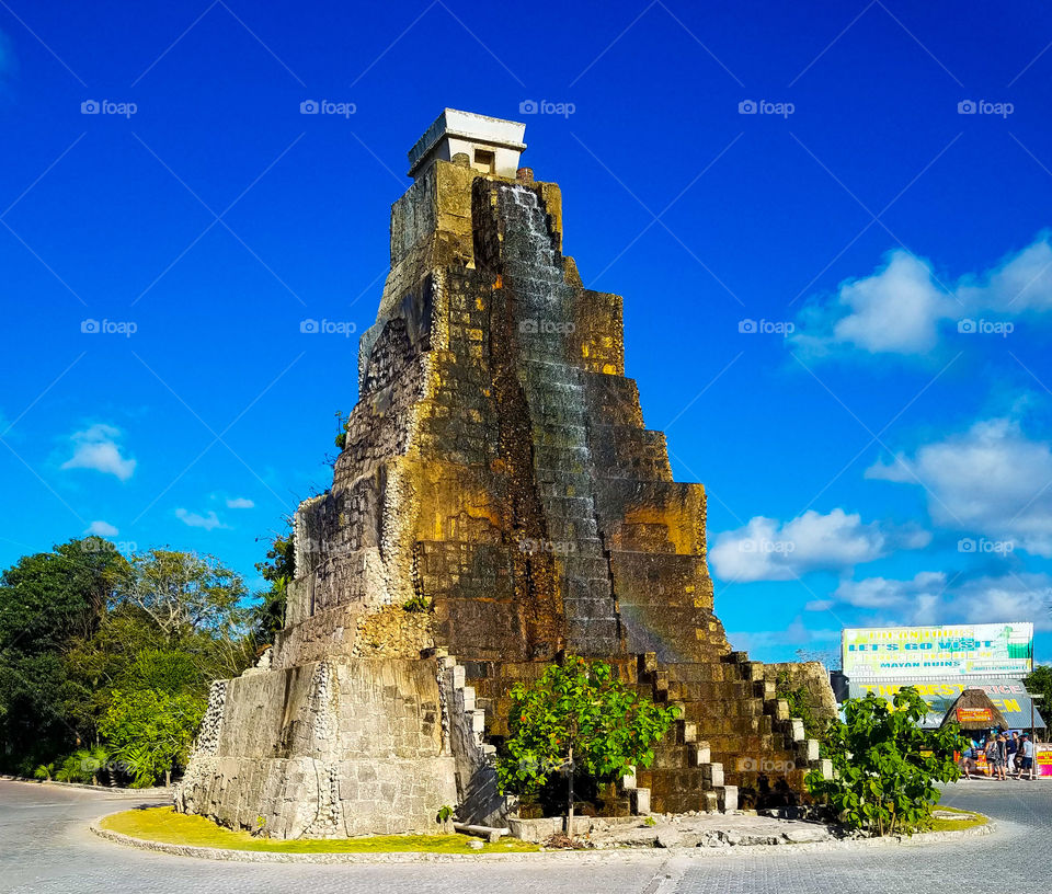 Fake mini ruins outside of the Costa Maya cruise port, still kind of cool.