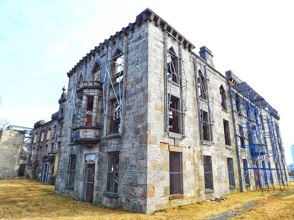 Smallpox Hospital Memorial on Roosevelt Island 