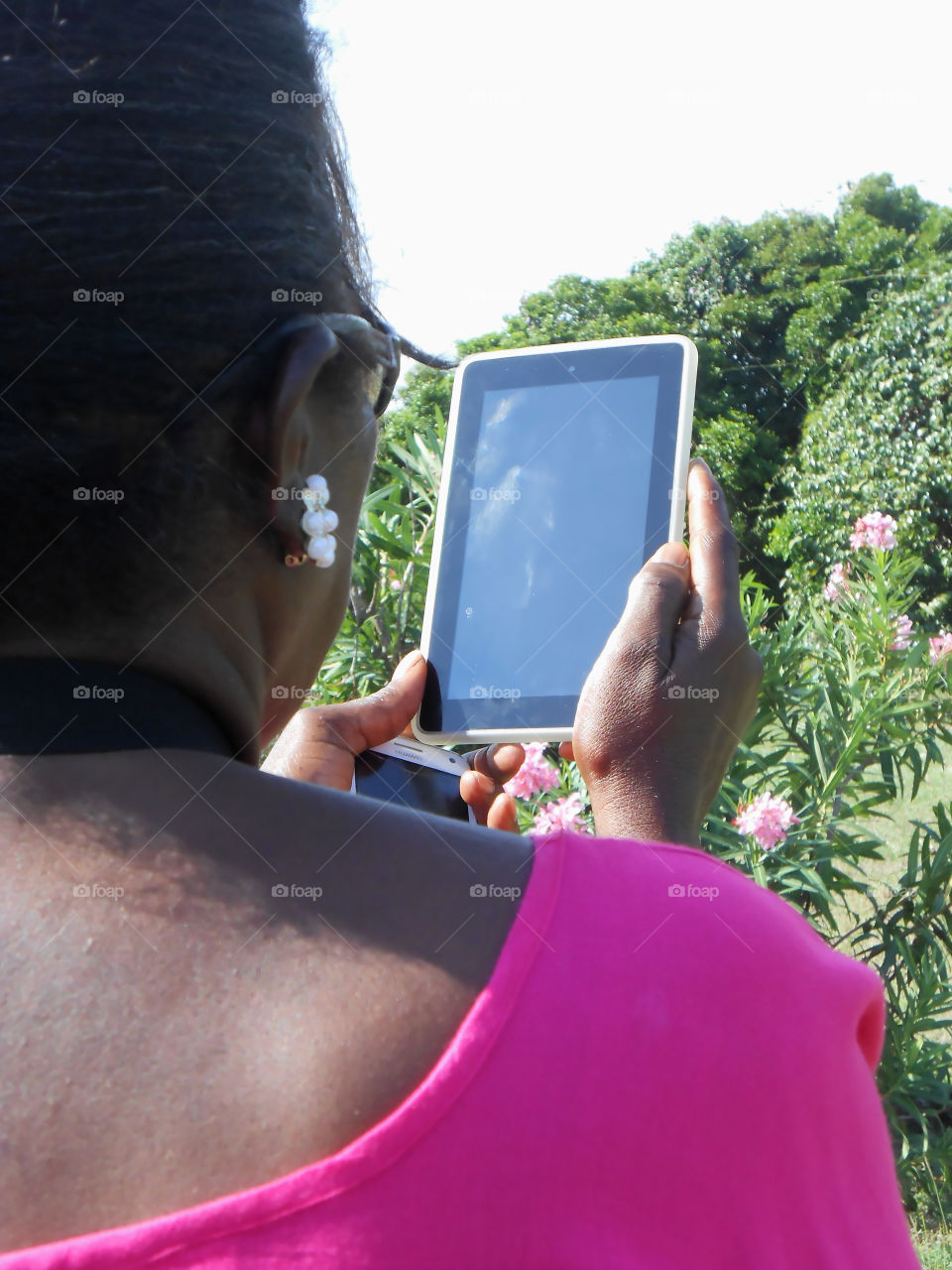 Taking Photographs With A Tablet