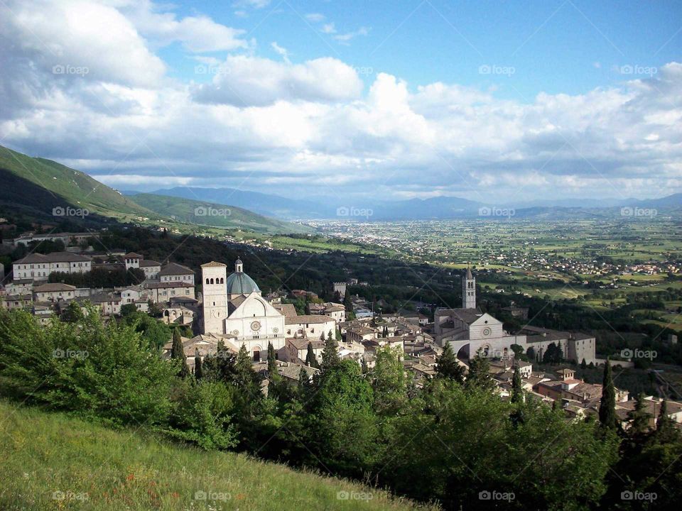 Assisi in shadows and sun