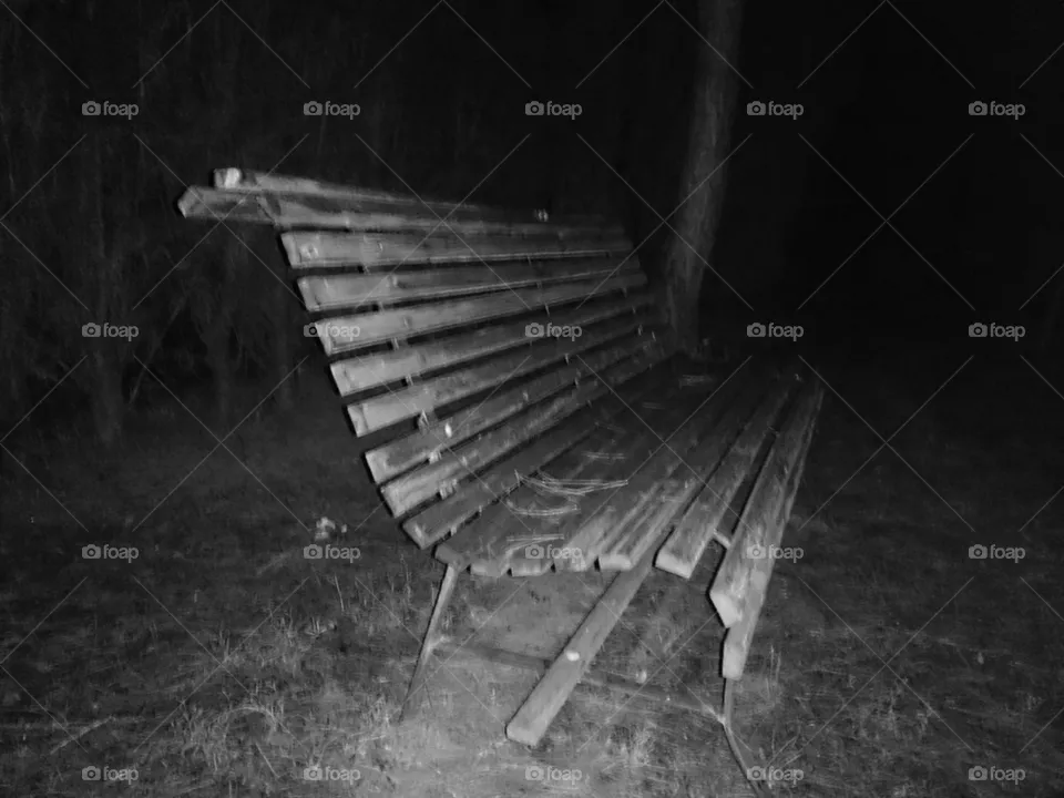 Bench 
