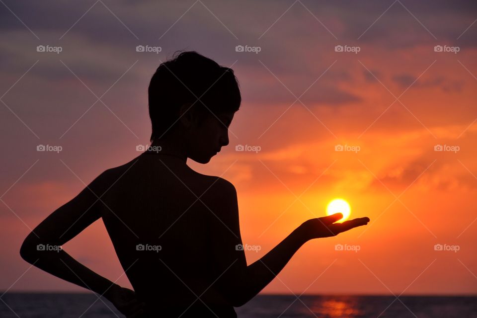 Holding the sun 