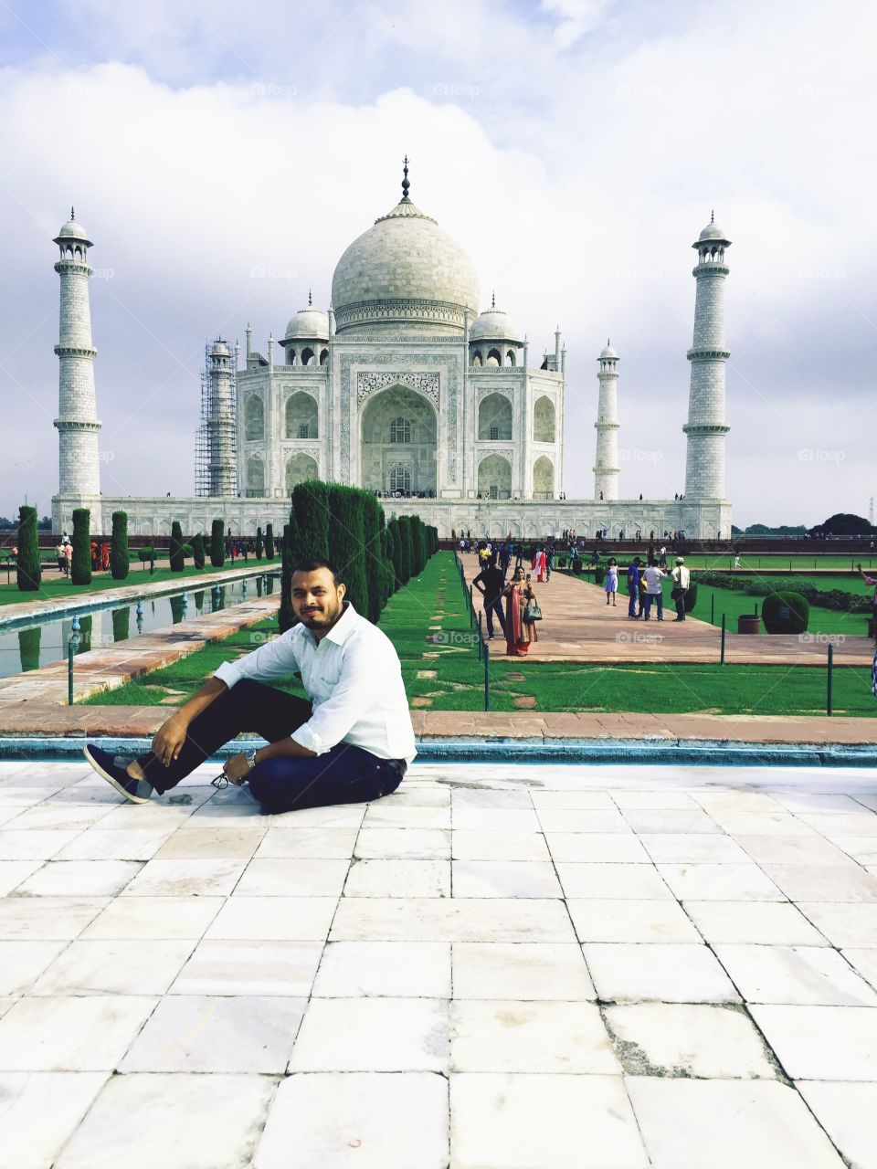 Awesome click in front of Taj Mahal