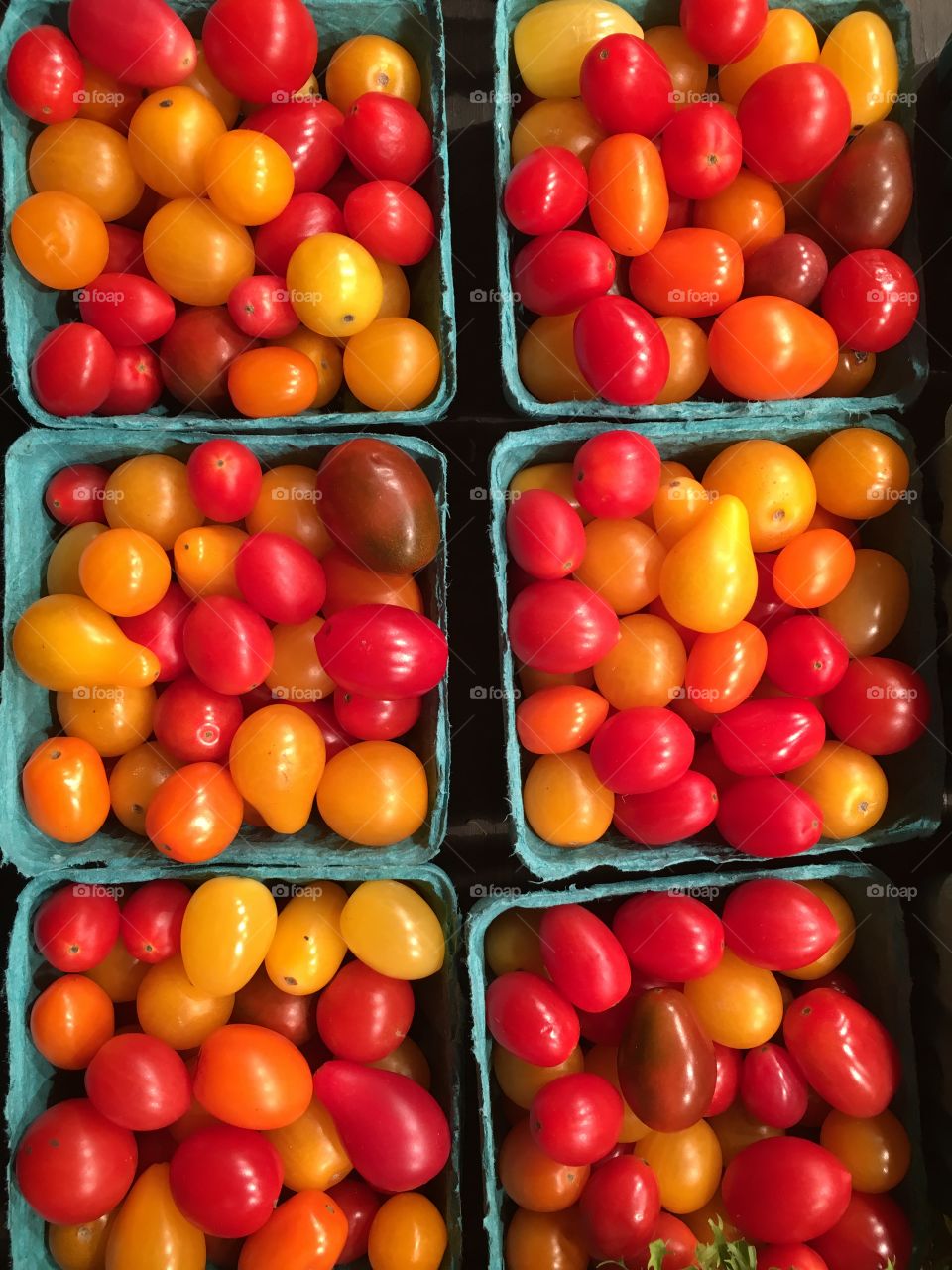 Tomato sale in market