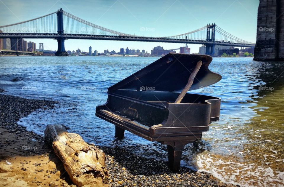 An east river piano