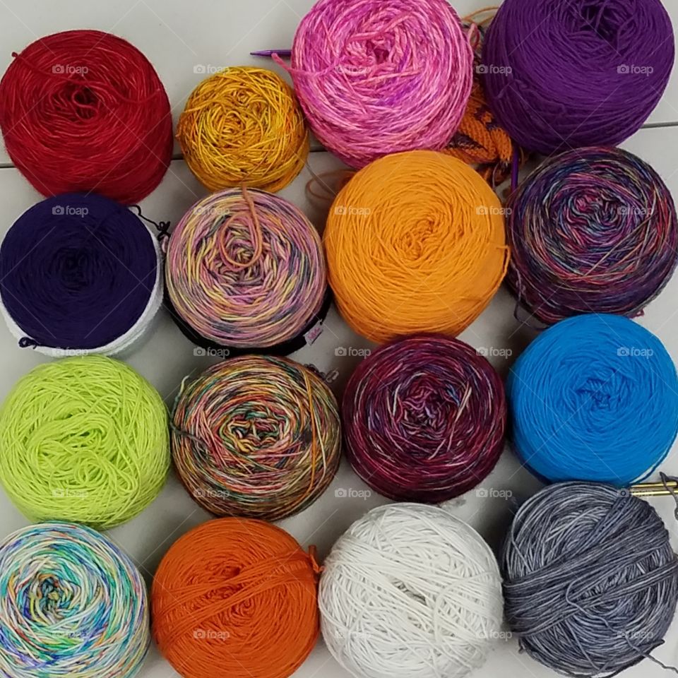 Yarn cakes