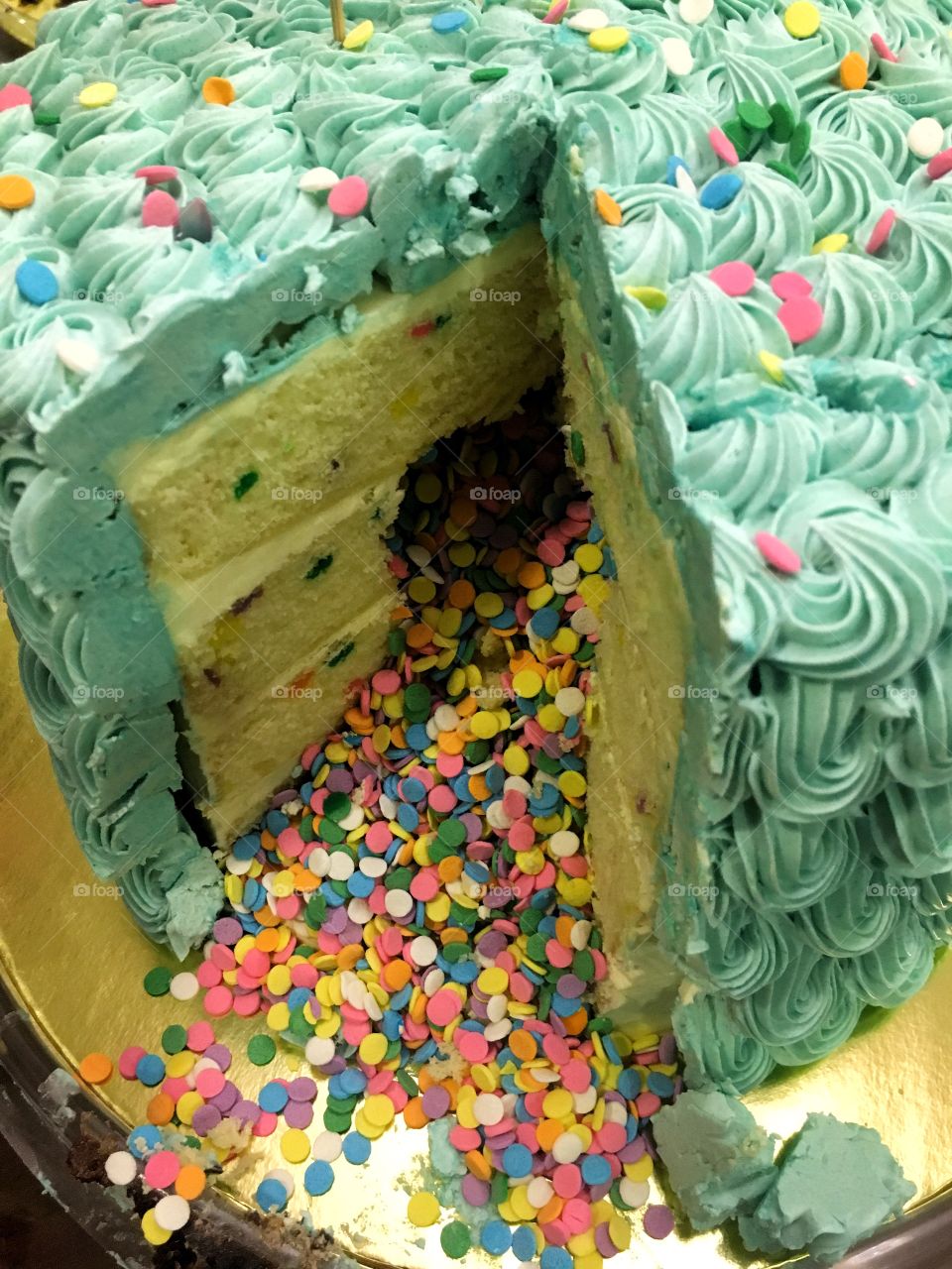 A colorful surprise in a cake