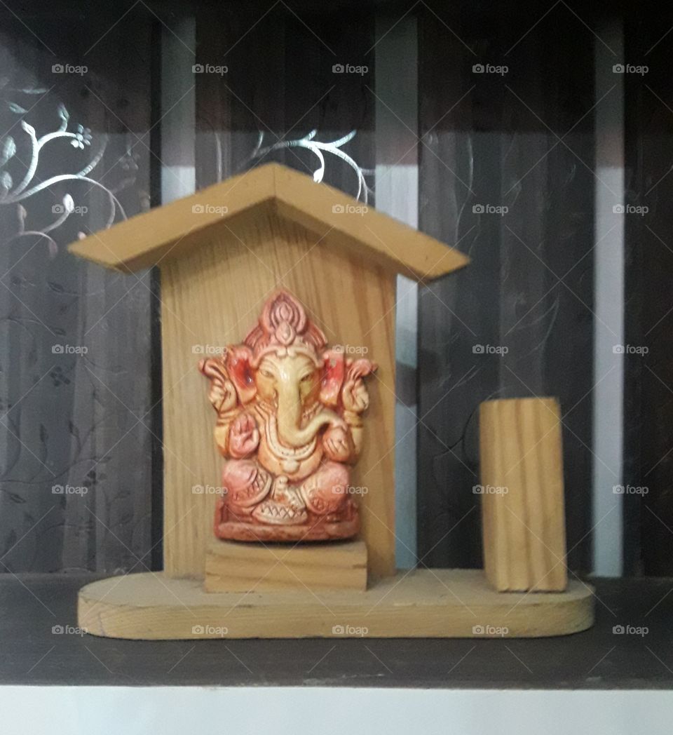 lord ganesh showpiece