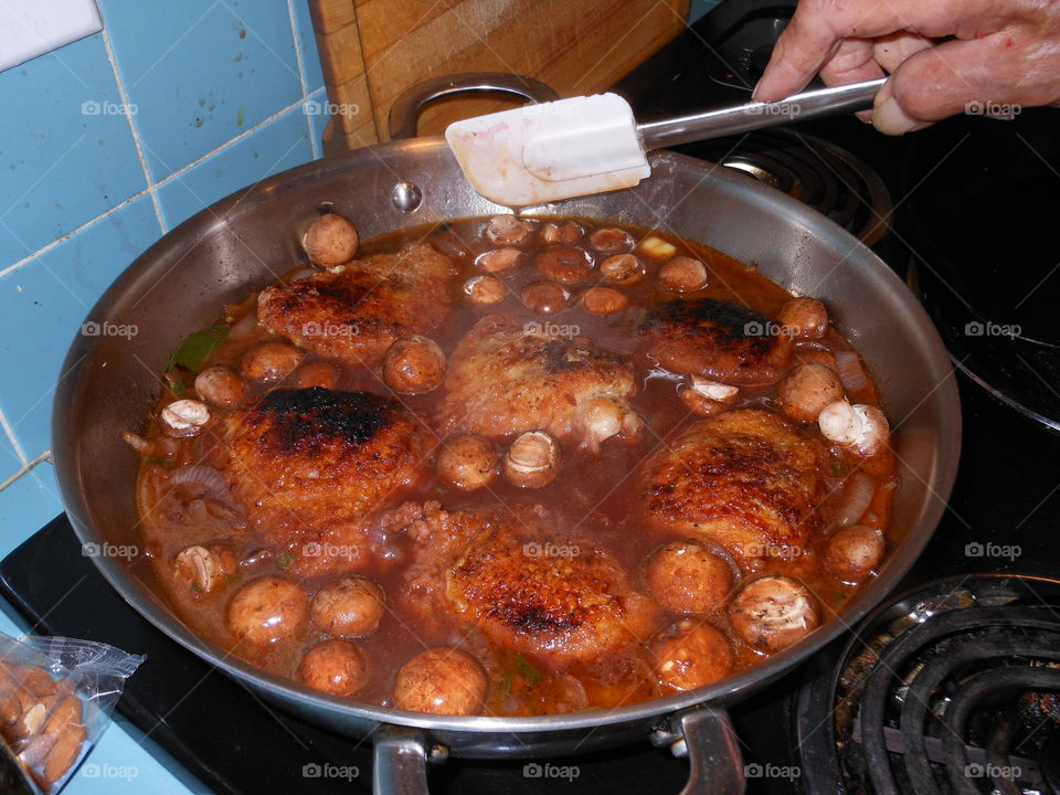 Chicken in skillet 