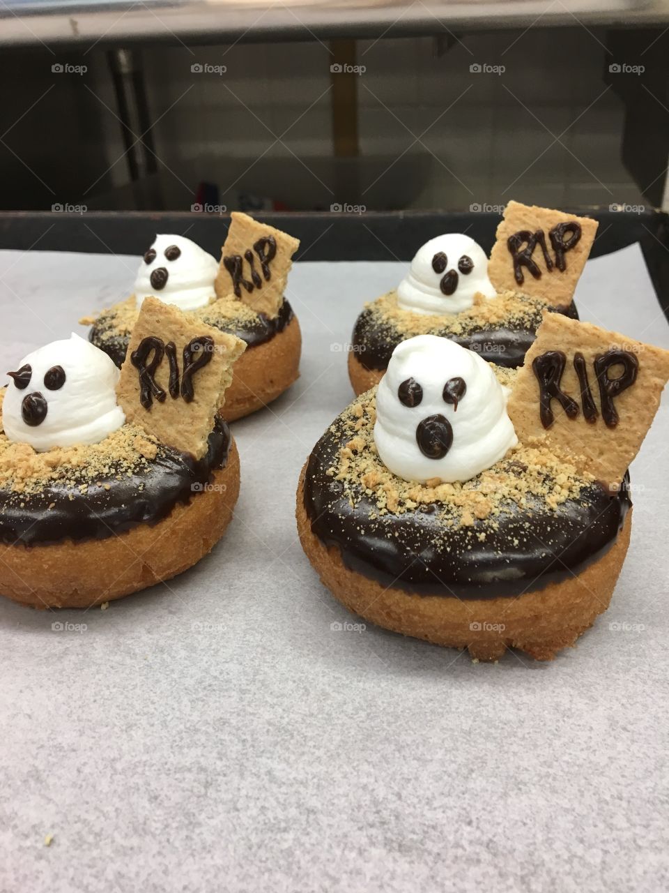 Boo Donuts
