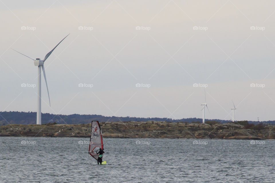Windsurfing on the sea - västkusten 