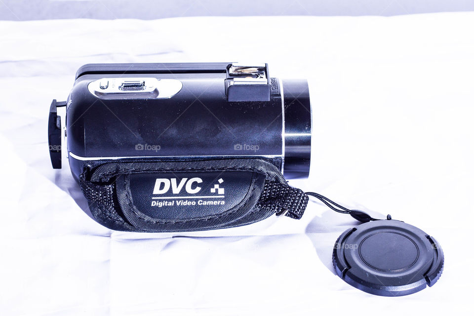 Digital video camera
