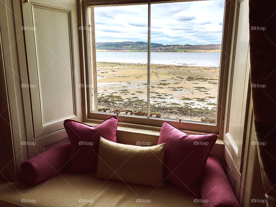 Wonderful view of the River Ness in a beautiful castle hotel immediately next to Inverness, Scotland