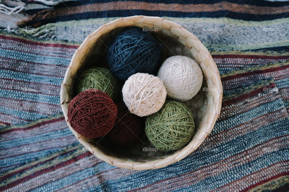 Ball of wool on bowl