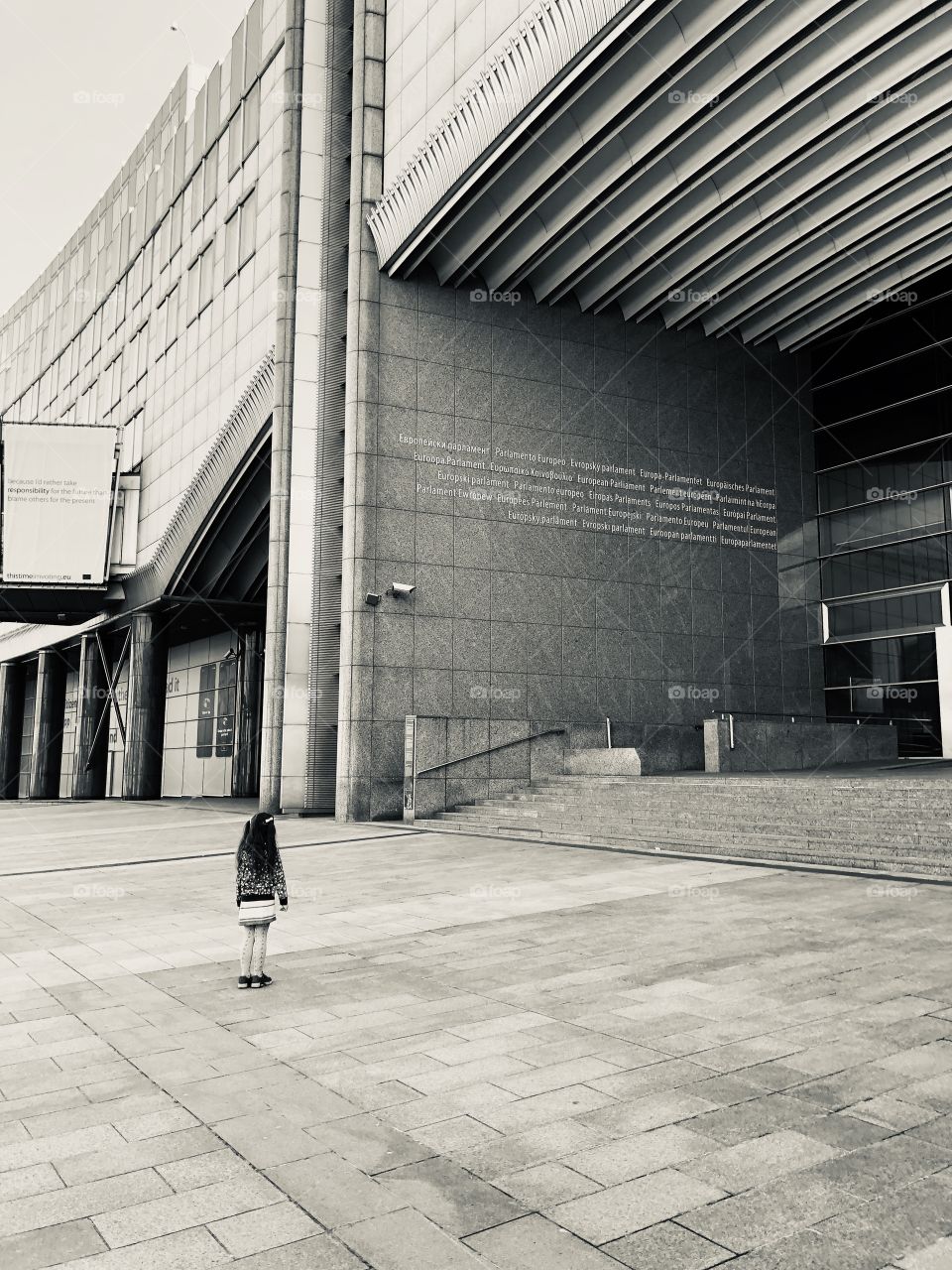 Little girl in front of European Parliament