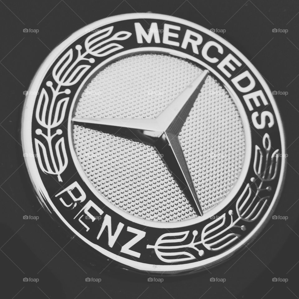 Mercedes Benz!!