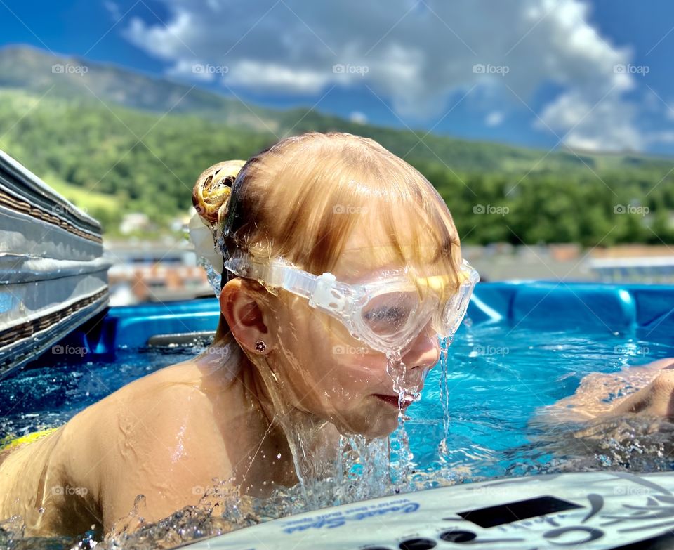 jacuzzi, happiness, children bathe, swimming goggles