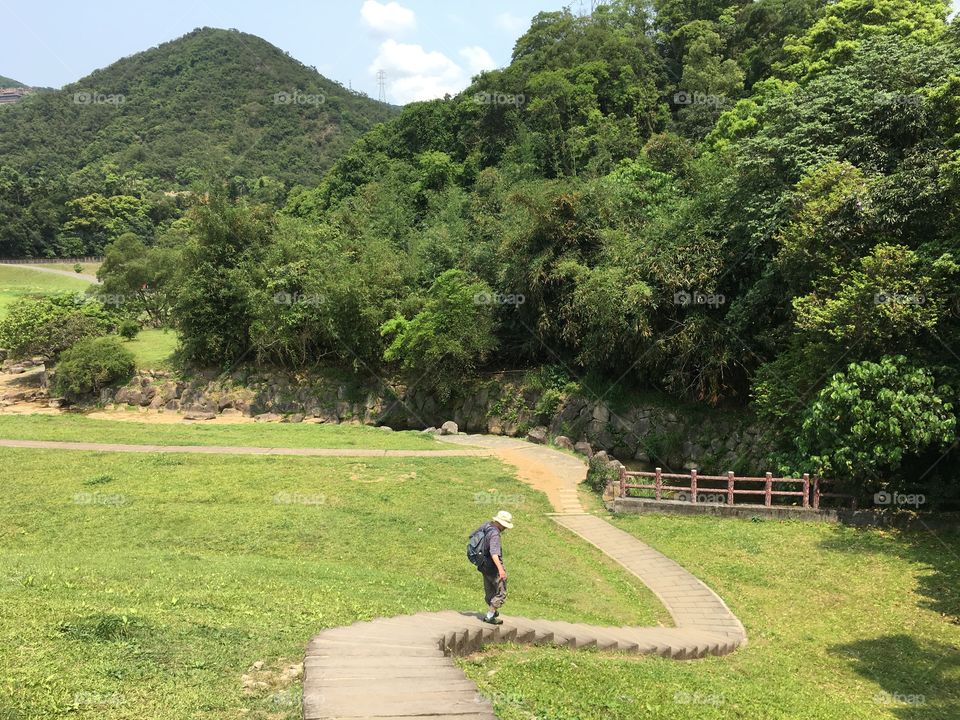 Rambler going hiking in Taiwan 