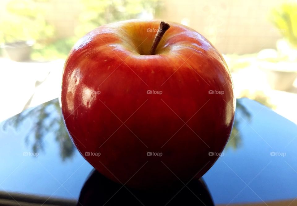 Red juicy apple