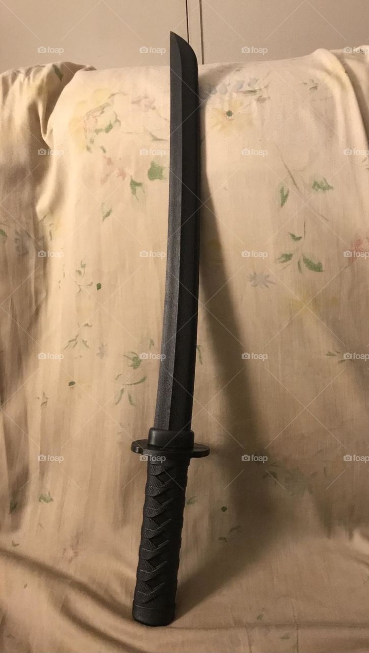 A polypropylene wakizashi or short sword ideal for Japanese martial arts training and martial exercises. No doubt, it is a practical weapon since it simulates the genuine edged weapon.