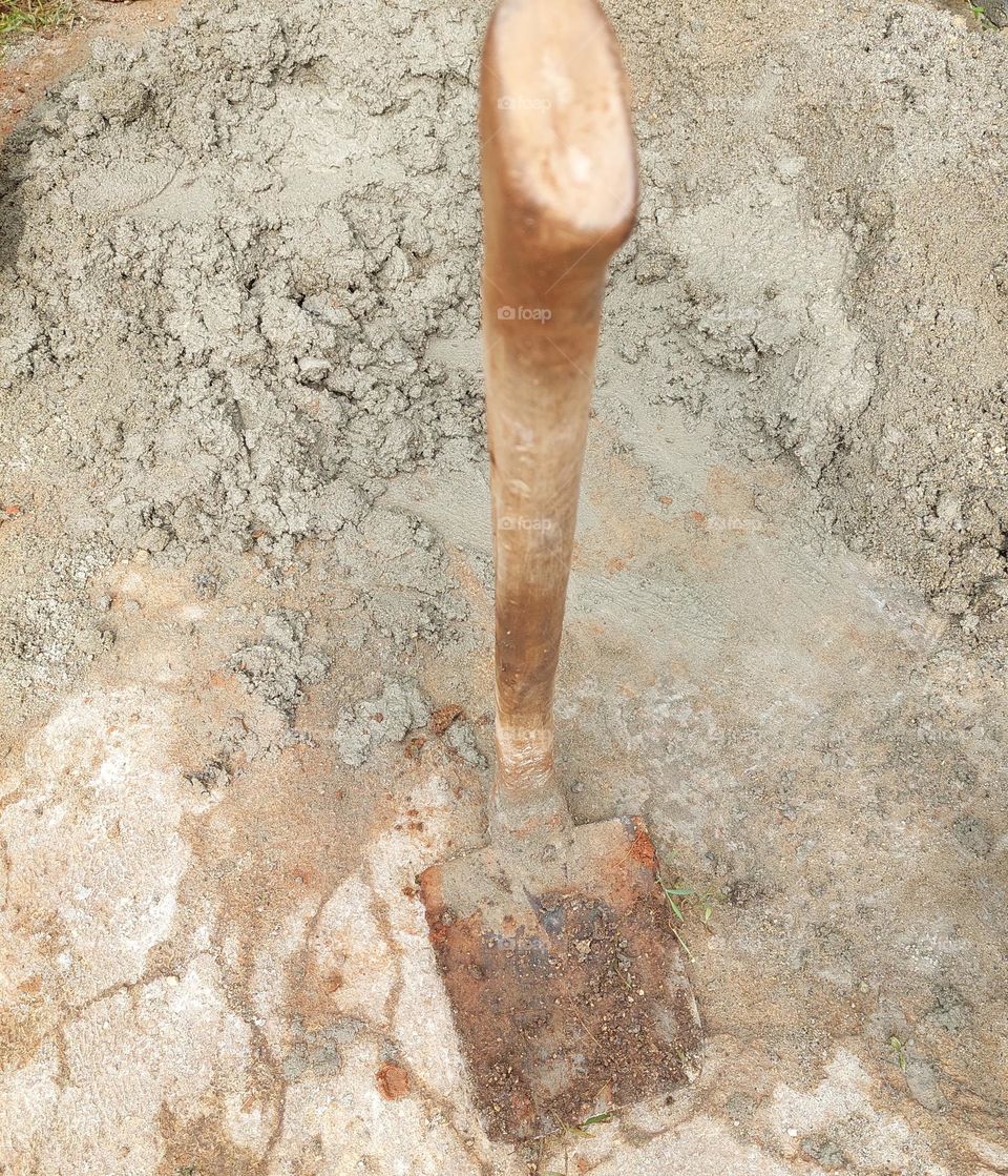 hoe for digging the ground