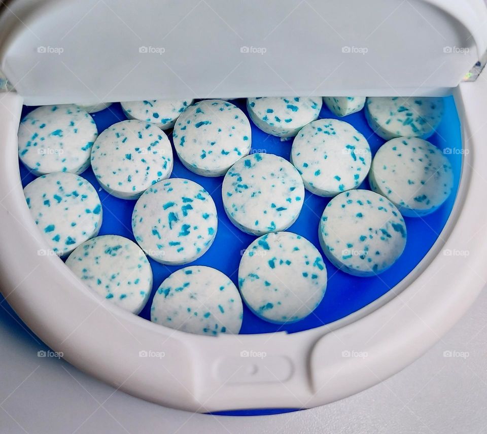 Minty fresh circles.
