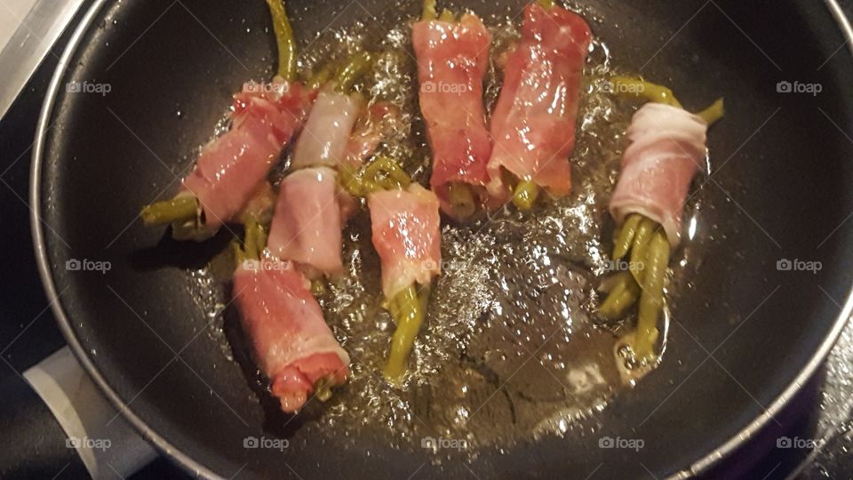 Prinzess Bohnen im Speckmantel 🌞