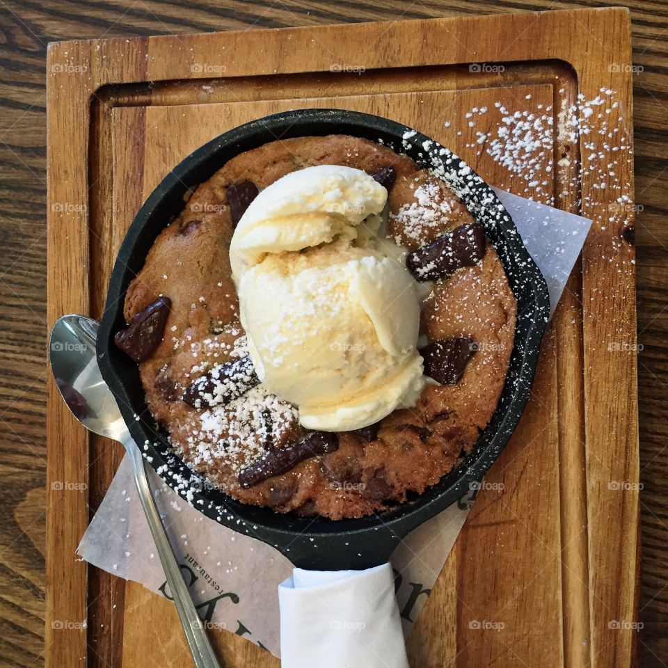 Cookie and ice cream in pan