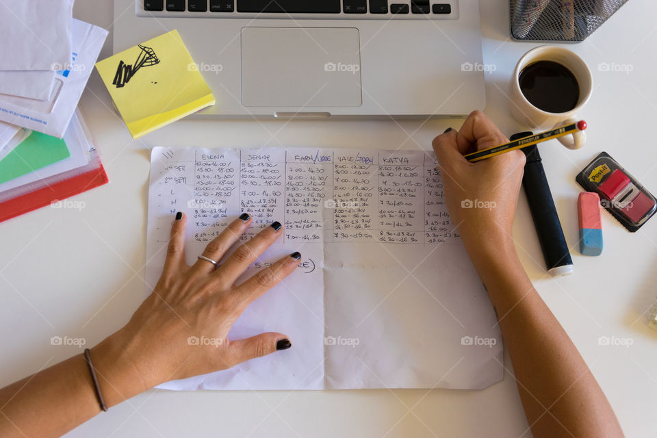 Woman while working on the desk