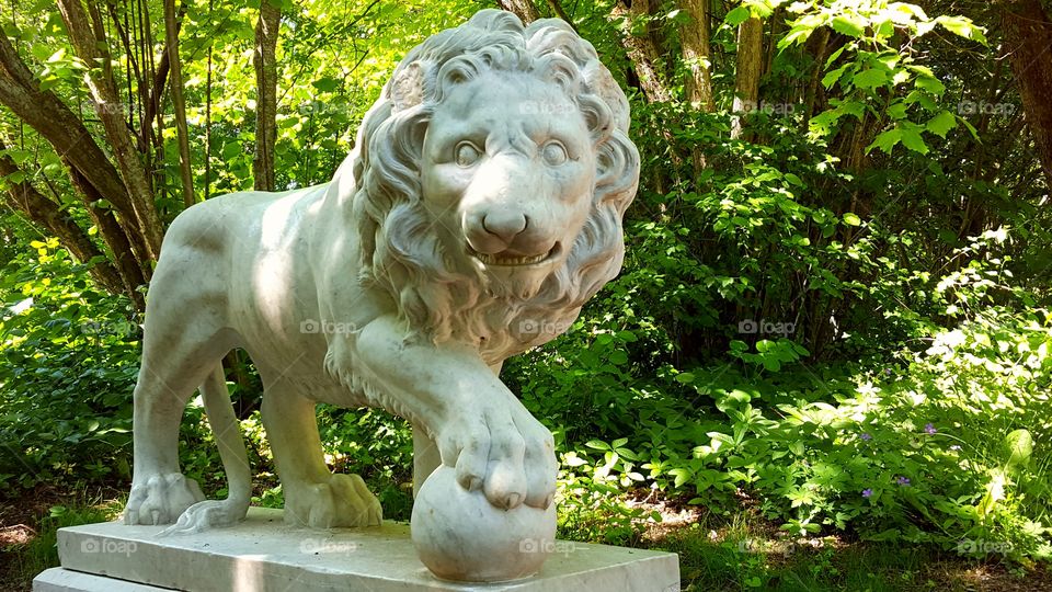 Lion statue at Solliden