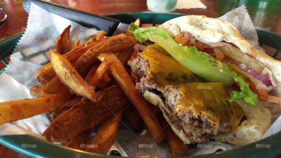 Big Kahuna Burger at Casa Verde