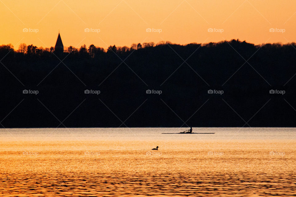 Kayaker on lake starnberg 