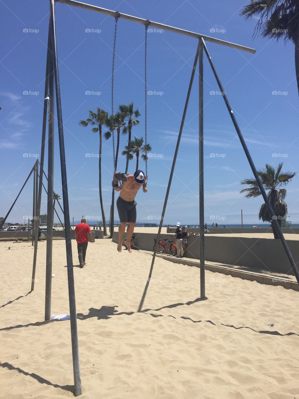 Muscle Beach 