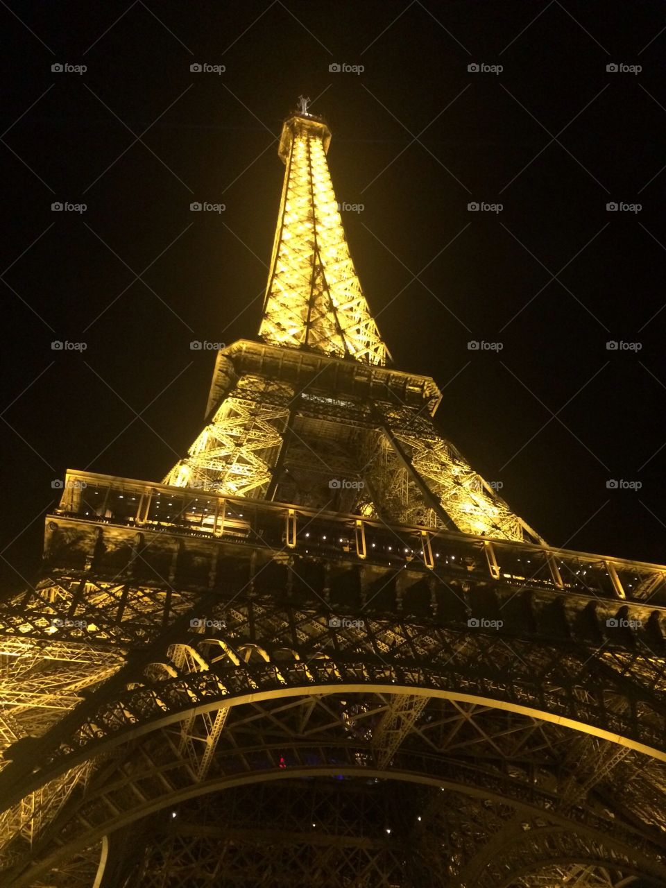 Night time Eiffel Tower