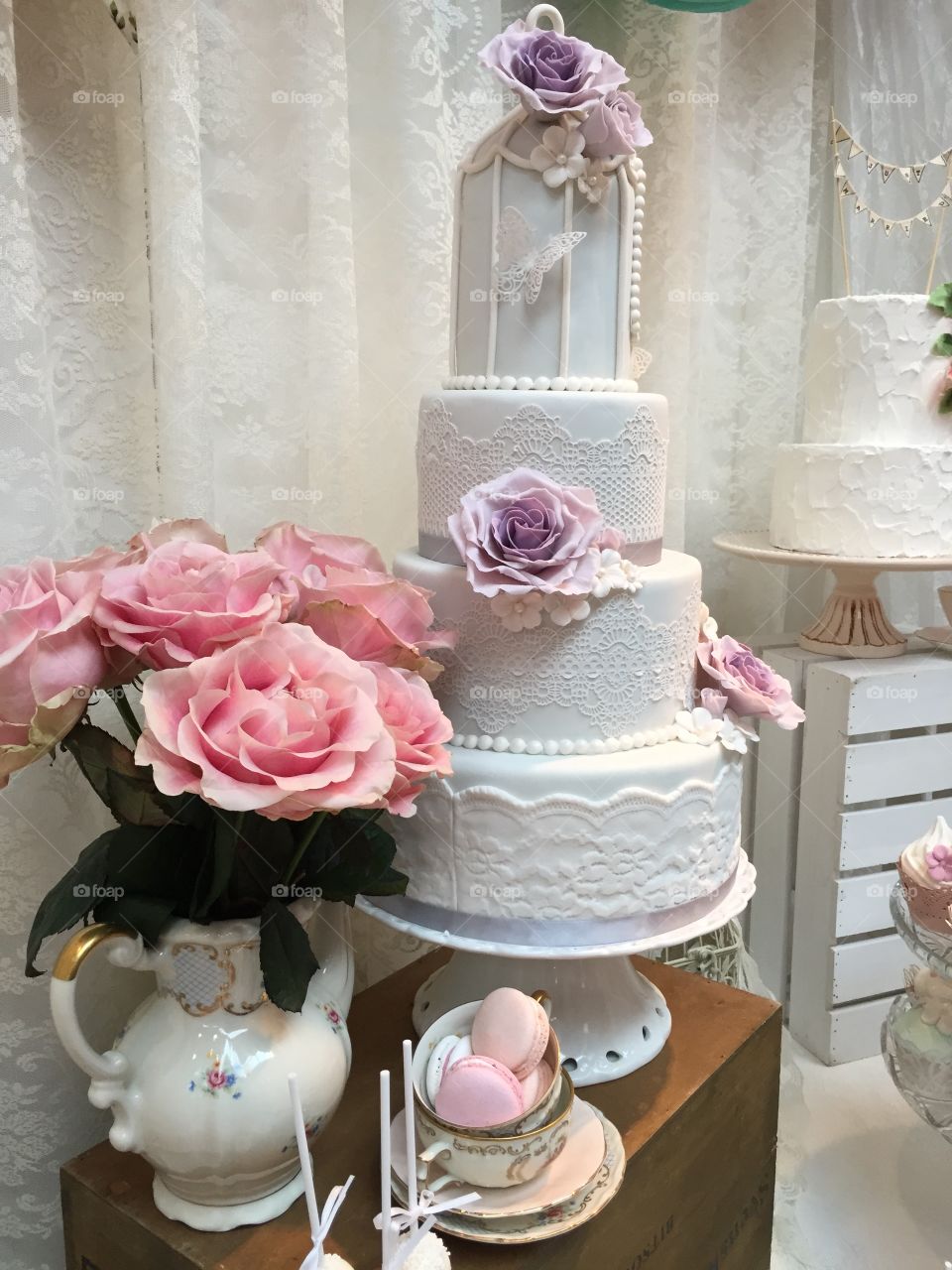 Wedding cake at a weddingfair in Sweden.