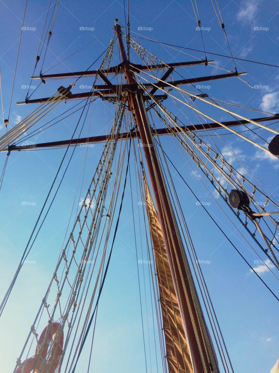 Ship Mast and Rigging