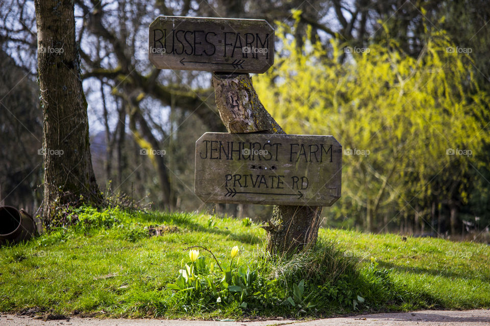 Directional signs to farm