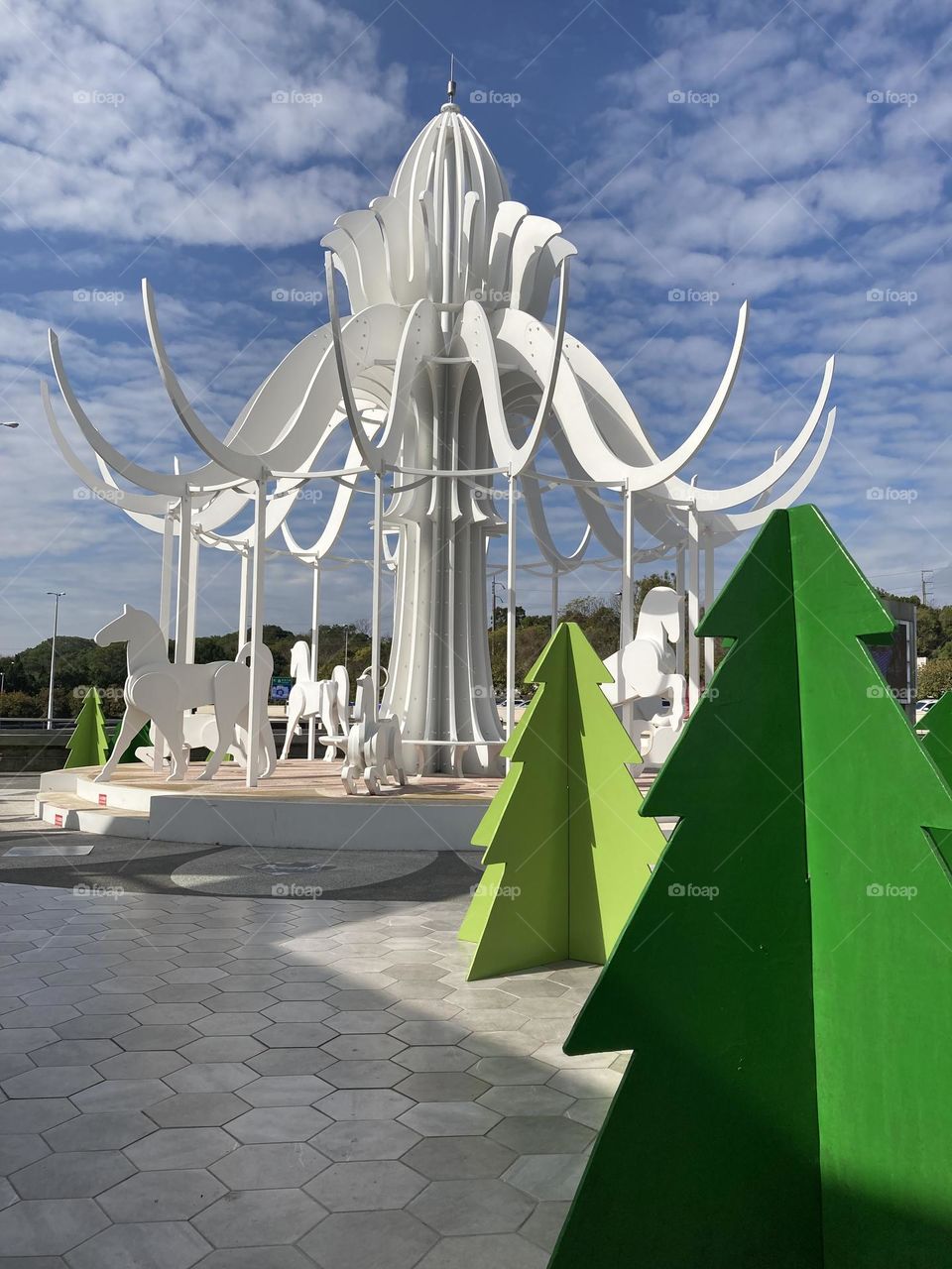 Carousel and Christmas tree