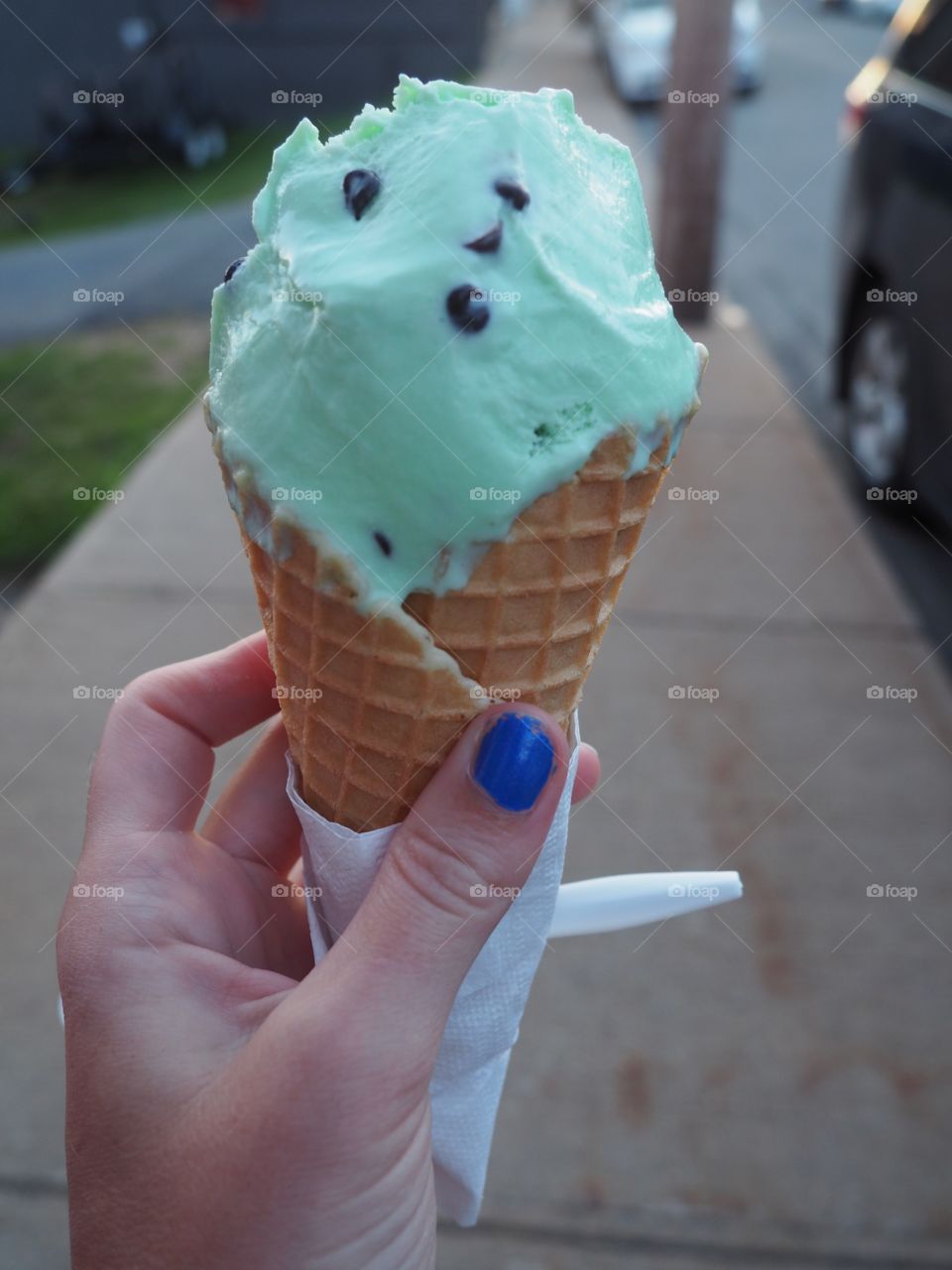 Green ice cream 