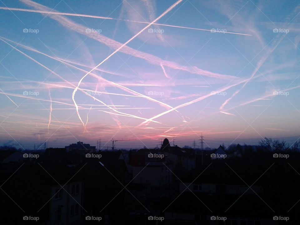 SKYWALKIN ON THESE HATEERRRZ