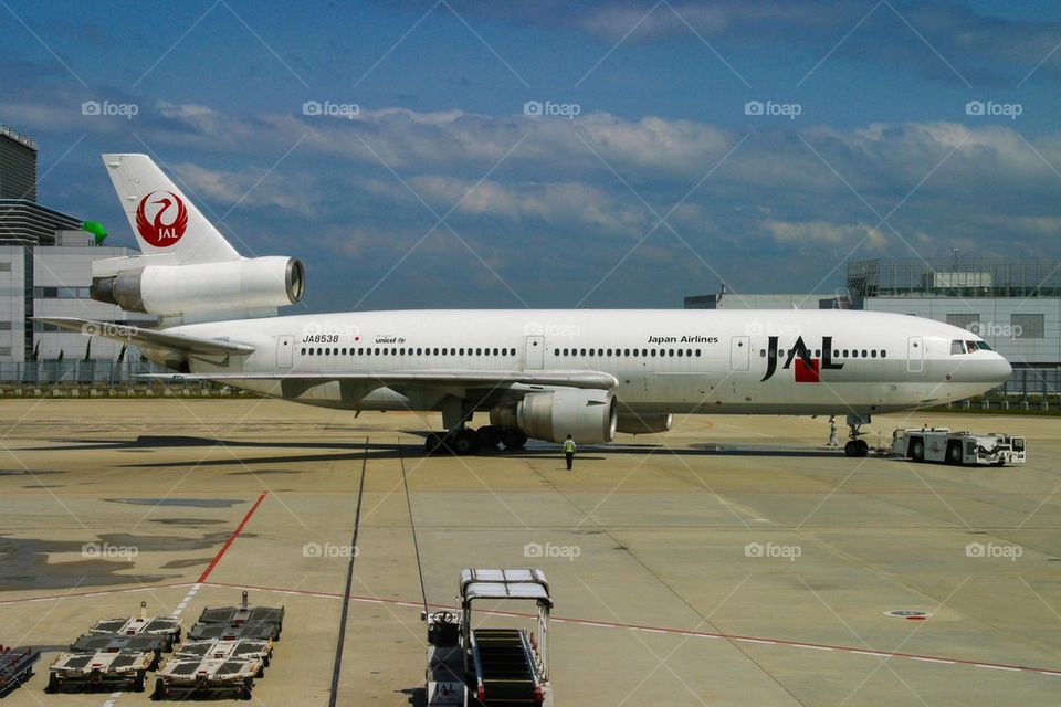 JAPAN AIRLINES DC-10-30 KIX