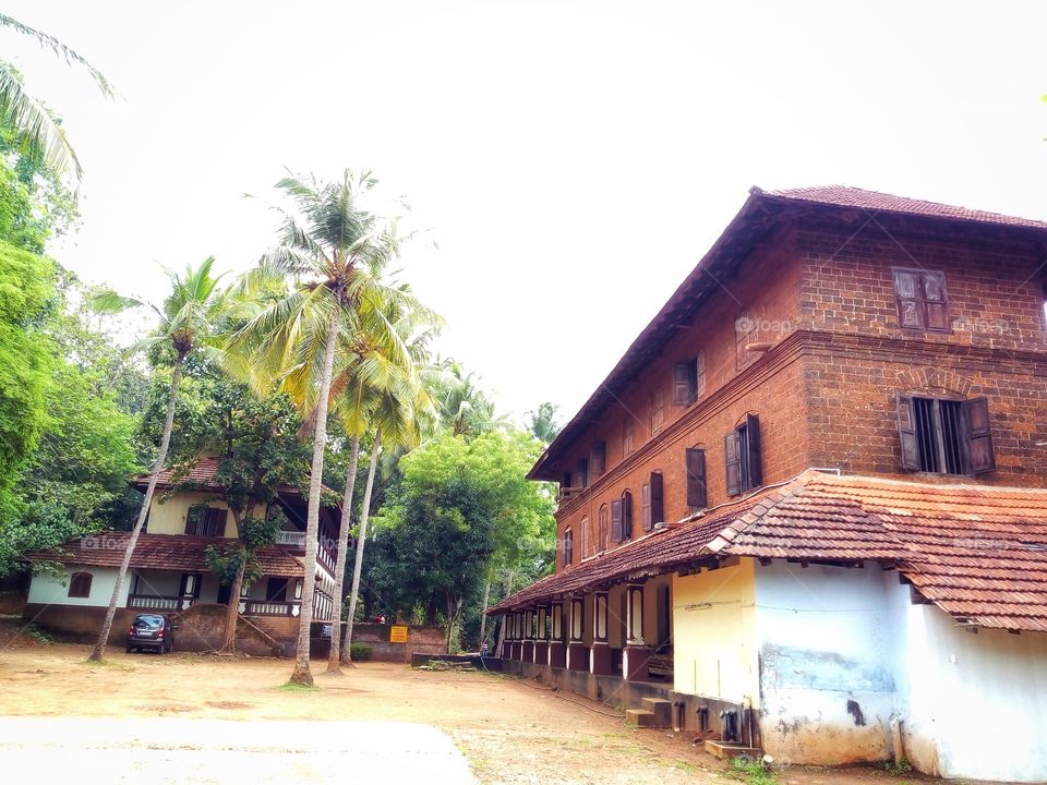 Varikkumanchery Mana, is one of the oldest traditional aristocratic Namboothiri family houses (illam) in Kerala.