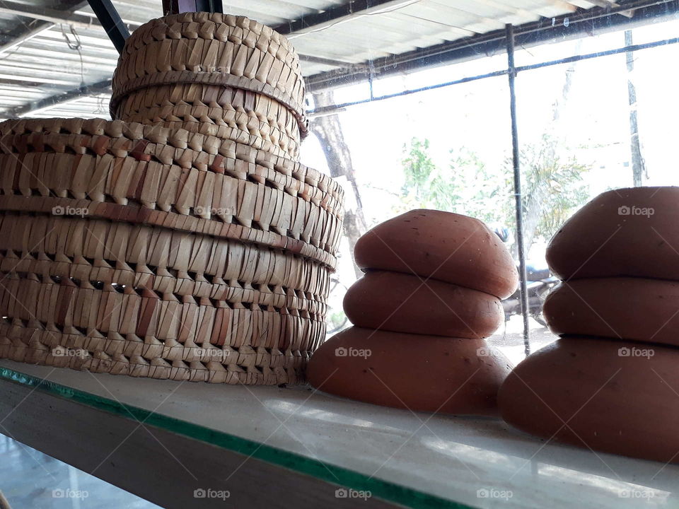 We use pottery for a life without disease.