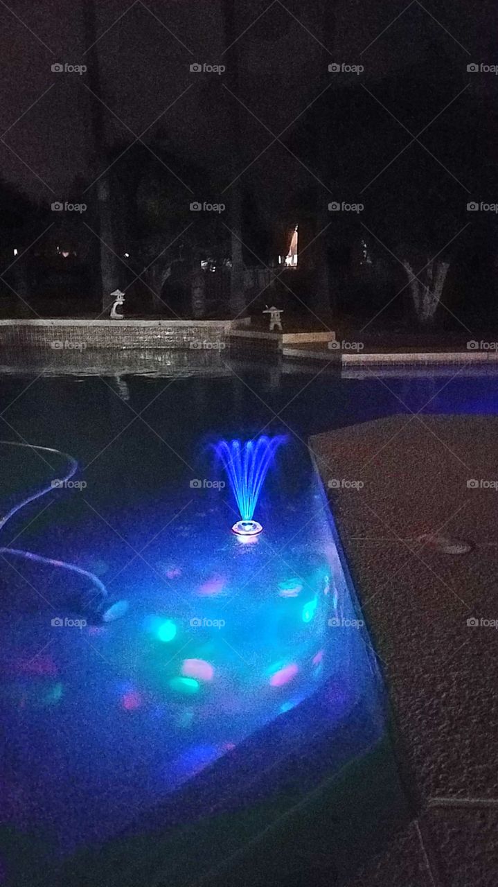 pool fountain