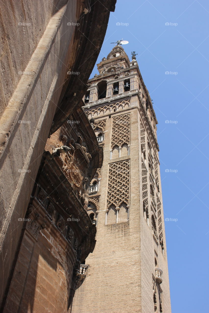 la giralda tower