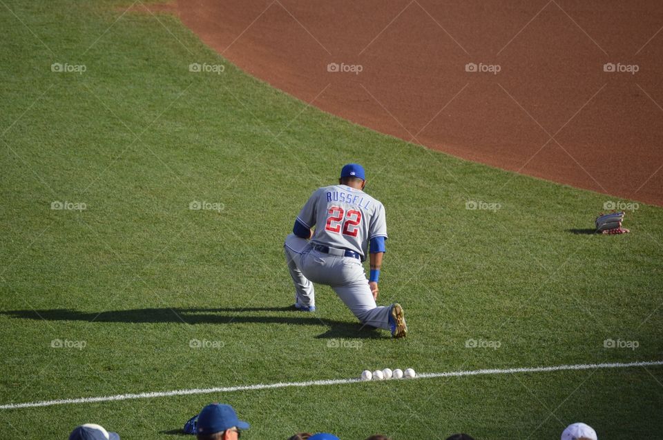 Addison Russell warming up before the game. ⚾️